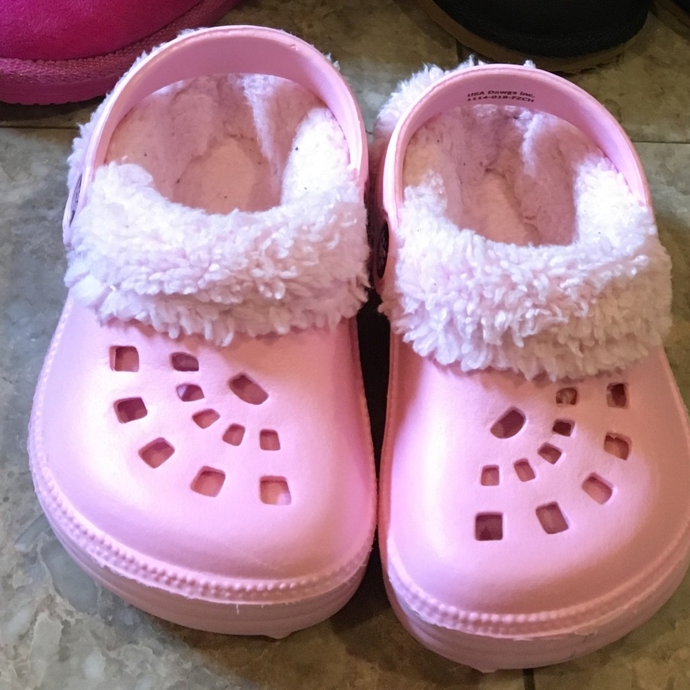 Pink Lines Dawgs .. same as crocs